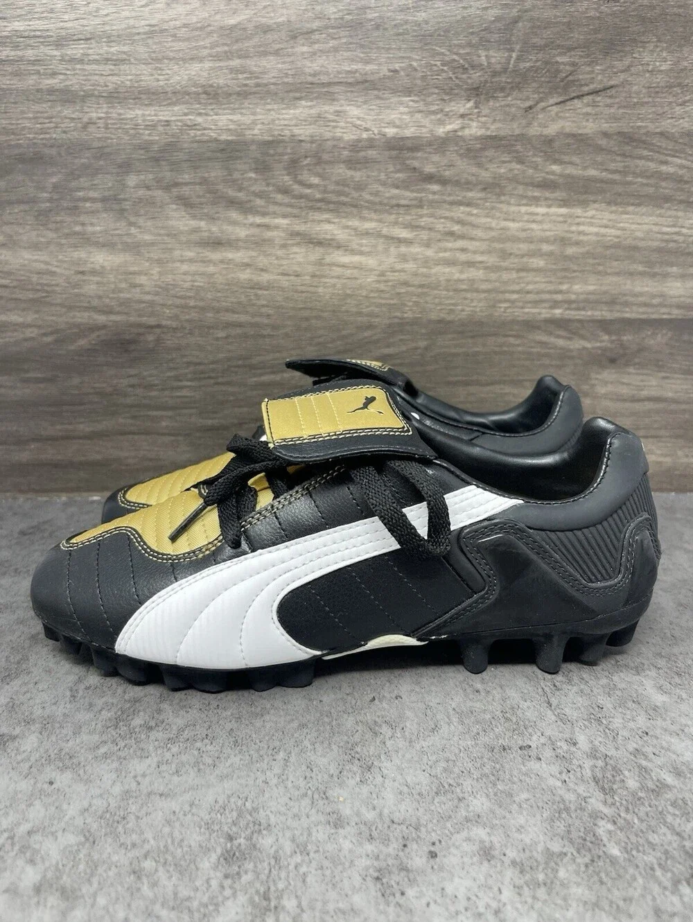 PUMA V Konstrukt III Soccer Boots Mens Size 8 Black Gold Cleats Vintage 2006